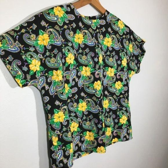 Vintage 80s Blouse, Bright Yellow Floral Short Sleeve Blouse, Dark Floral Blouse - Picture 4 of 11